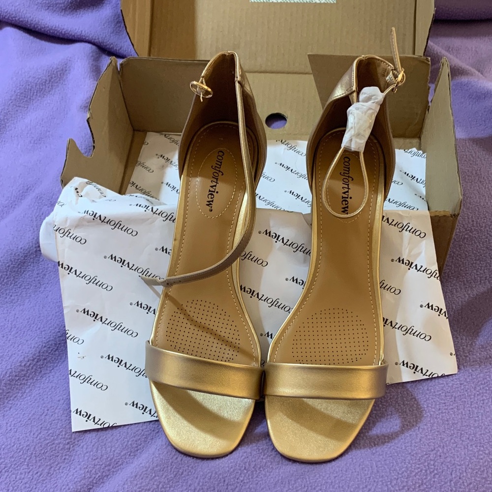 Comfortview Elegant Gold Heels